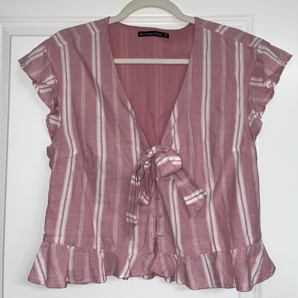 Abercrombie Flutter Sleeve Tie Crop Top